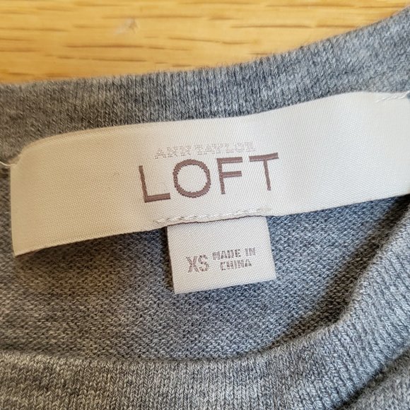Ann Taylor Loft Back Button Sweater - XS - Picture 3 of 6